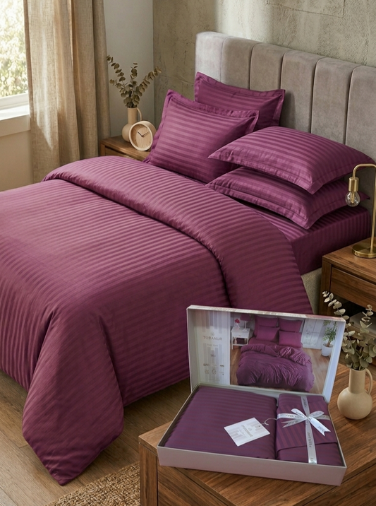 PREMIUM SATEN PAMUK POSTELJINA SET 6/1 – Luksuz koji se osjeti 🌙✨ (plahta 240x260cm, navlaka 220x200cm i 4 jastučnice 50x70cm)