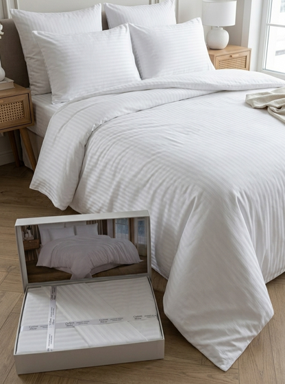 Deluxe saten pamuk posteljina set 4/1 uključuje: plahtu 260x240cm, navlaku 220x200cm i dvije jastučnice 50x70cm