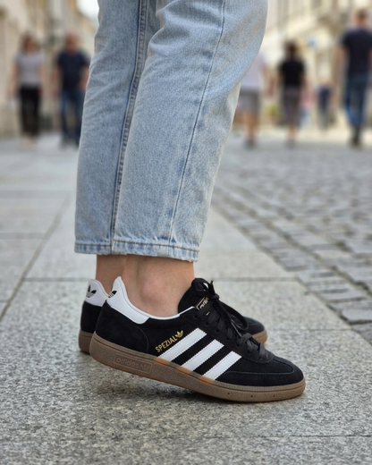 Adidas Handball Spezial – Crne patike sa bijelim detaljima