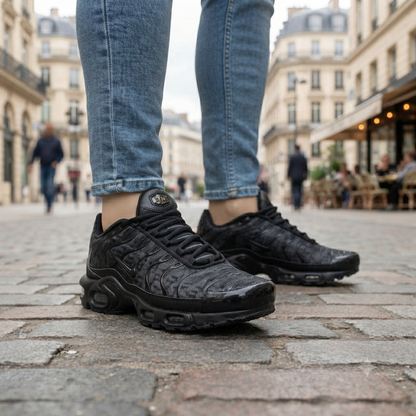 Nike Air Max Plus TN Black Pattern