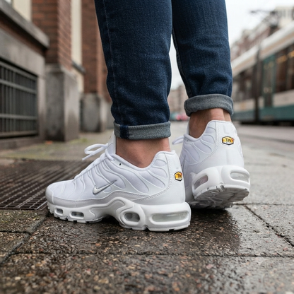 Nike Air Max Plus "Triple White
